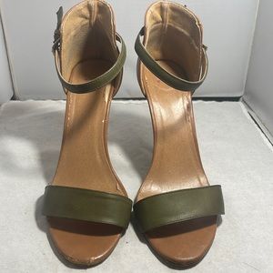 Olive Green and Tan Faux Leather open toe heels size 9
